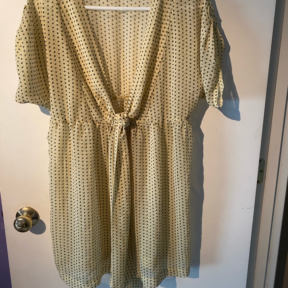 Becca Polka Dot Yellow Swim Coverup Size Medium